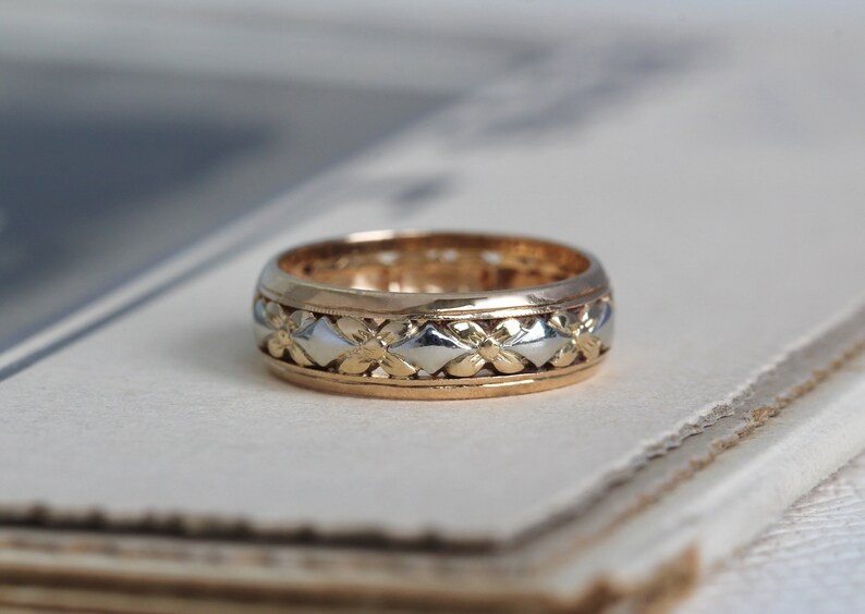 Vintage 14k Yellow White Gold Floral Wedding Band Two Tone Etsy