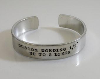 Personalisiertes Armband - 1/2 "- bis zu 2 Textzeilen.
