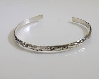 Sterling Silver Cuff Bracelet with Birds Of Paradise Flower Pattern