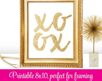 XOXO - Gold Glitter Valentine's Day Printable Decor, 8x10 Sign, Gallery Wall Art Print, Makeup Vanity Decor, Room Decoration Hugs Kisses