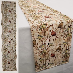 Birds & Berries Table Runner