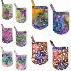 Batik Tie Dye Oven Mitts (Set of 2) (5 Patterns Available)