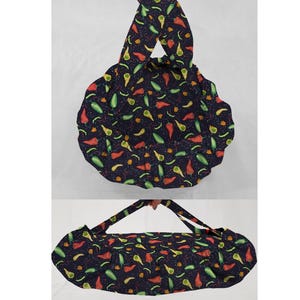 Hot Peppers Casserole Baking Pan or Pie Plate Cozy and Carrier