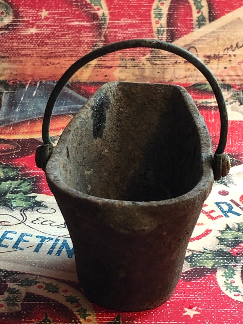 Vintage cast iron mini coal scuttle bucket with handle hod Etsy