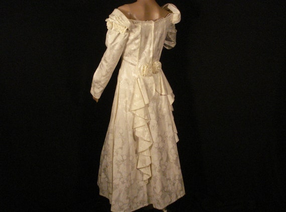 White Brocade Wedding Gown Jessica Mc Clintock ( G