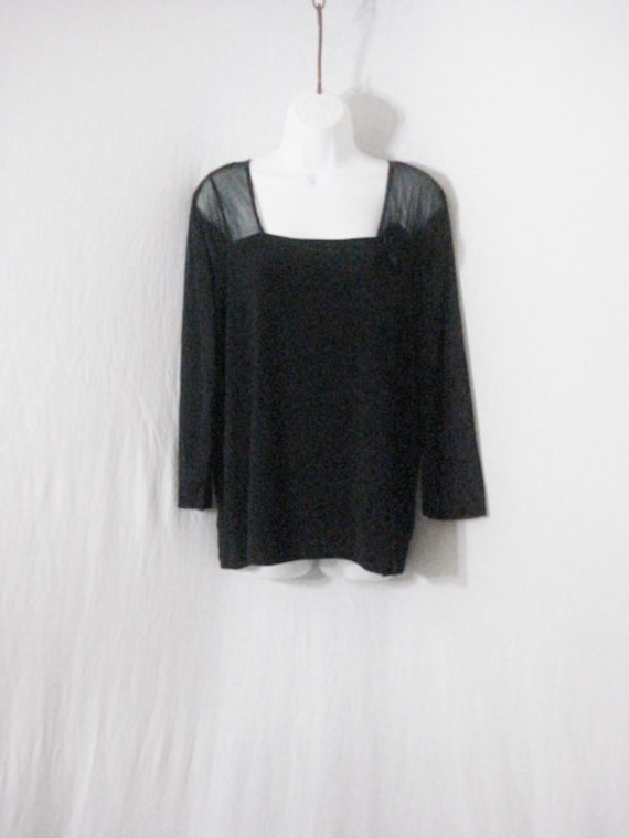 Black Blouse Susan Lawrence Top with Rosettes Flow