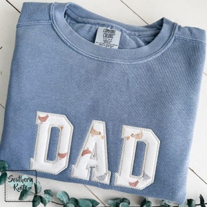 DAD KEEPSAKE SWEATSHIRT Papa Comfort Colors Baby Pajamas / Onesie Dada Pop Athletic Block Crewneck Hoodie image 6