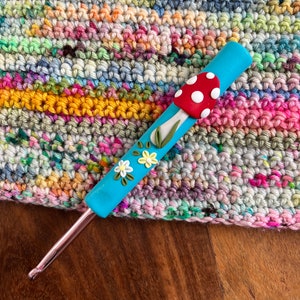 Mushroom crochet hook, cute toadstool polymer clay crochet hook, gift for a crocheter, craft supplies