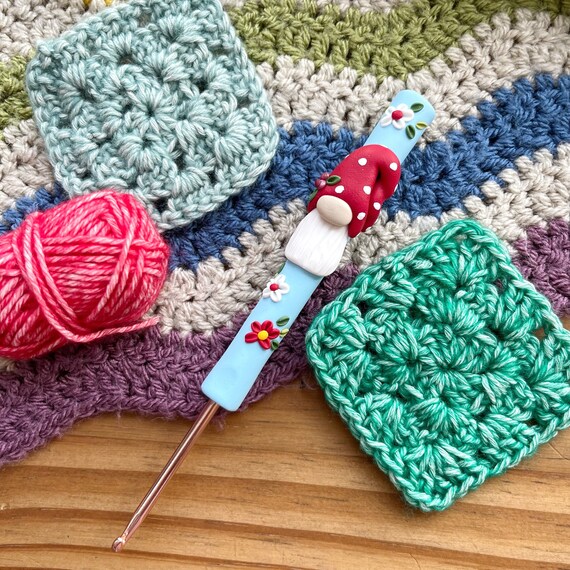 Mushroom Ergonomic Crochet Hook, Cute Toadstool Polymer Clay Crochet Hook,  Gift for a Crocheter, Craft Supplies 