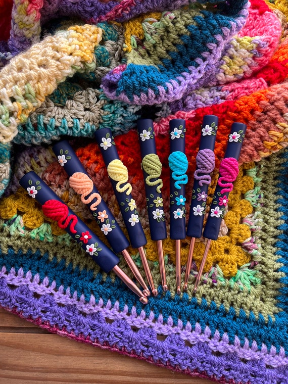 Rainbow Yarn Ball Crochet Hook, Polymer Clay Crochet Hooks, Yarn Lover,  Gift for Her, Choose Your Colour 
