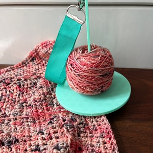 Portahilos portátil impreso en 3D, portahilos para tejer y hacer crochet en movimiento