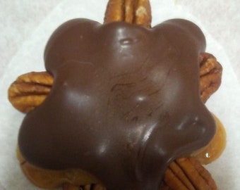 Chocolate Turtles (6) Roasted Pecans, Homemade Soft Caramel and Dark or Milk Chocolate-Amazingly Delicious