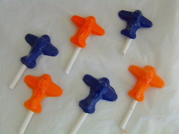 12 Candy Airplane Pretzel Pops Or Lollipops-Perfect For Planes Inspired Parties/Vintage Plane Parties/Your Choice of Colors! Il_570xn