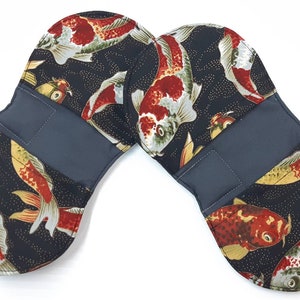 Magnetic Mini Microwave/Oven Finger Mitts (x2). Great for easy access anywhere in your kitchen. Side if microwave, fridge and even hood fan.
