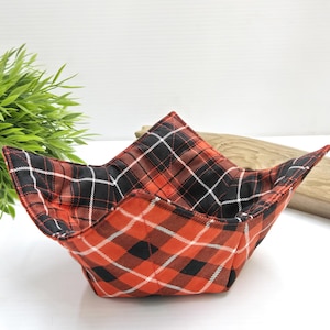 Reversible Microwave Bowl Cozy that goes into the microwave with your bowl and Ice cream bowl holder.