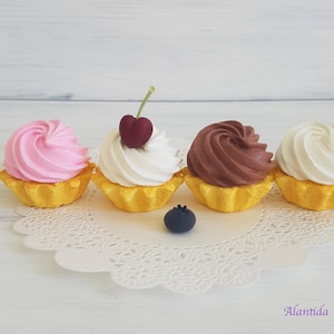Realistic Mini Tart Fake Tart Faux Tart for Kitchen Decor Shower Favour Display Dessert Fake Cupcake Cookies Sweet Display Set of 4