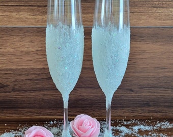 Winter Wonderland Wedding Glasses.Sparkly Champagne Flutes.