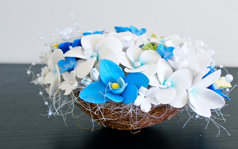 Tropical Wedding Centerpiecesflowers In Coconutbeach Wedding Etsy