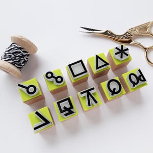 Planetaire symbolen mini-rubberstempels, cadeau voor astrologieliefhebbers, astrologische kaart, dierenriemplanner, sterrenbeeldstempel, dagboek met planeten en zonnestelsel afbeelding 10