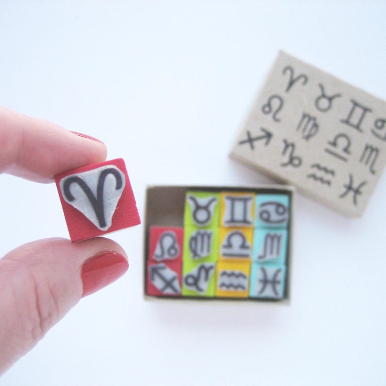 Planetaire symbolen mini-rubberstempels, cadeau voor astrologieliefhebbers, astrologische kaart, dierenriemplanner, sterrenbeeldstempel, dagboek met planeten en zonnestelsel afbeelding 9