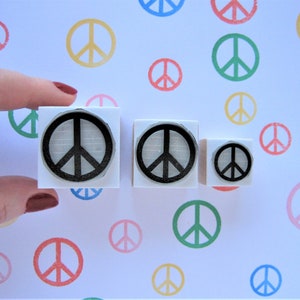 Tampon en caoutchouc PAIX, mini tampon symbole de la paix pour la fabrication de cartes, journal du signe de la paix, cadeau pour un amoureux de la paix, estampage d'agenda, journal de pleine conscience