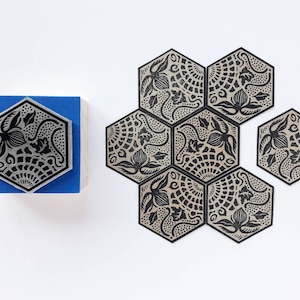 GAUD TILE (versie 2) Rubberstempel, architectuurpictogram, Barcelona-souvenir, bedankje voor nieuwe architect, liefhebber van modernisme, trouwbedankje