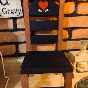 Simple Ladder Back Amish-Style Chair Perfect for Displays