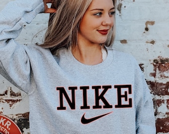 nike blush sweatshirt