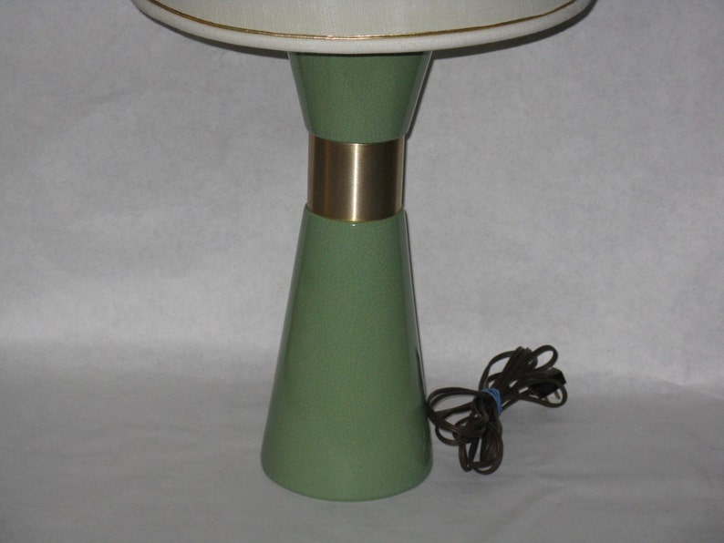 Elegant Mid Century Modern Green Ceramic Table Lamp