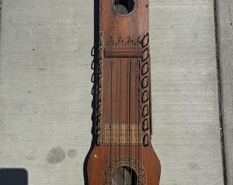 Antique 1920’s Ukelin