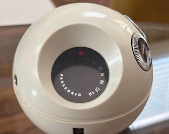 Vintage 1970 Panasonic R-705 Glossy Blue Panapet AM Transistor