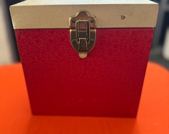 Super Clean Wide Red & White Metal 7” Vinyl Record Box!
