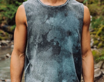 Geometric Color Wash Men's Sleeveless Shirt / Sacred Geometry Clothing / Festival + Streetwear