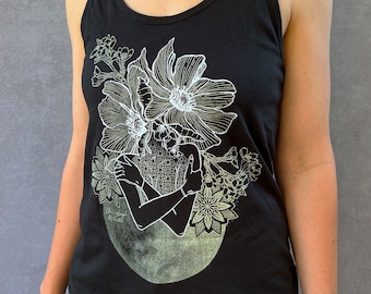 Camiseta sin mangas con espalda deportiva y estampado floral de luna: Ropa para festivales de yoga para mujer