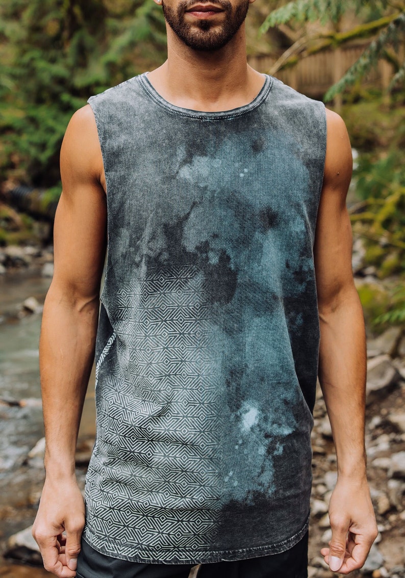 Geometric Color Wash Men's Sleeveless Shirt / Sacred Geometry Clothing / Festival Streetwear image 1