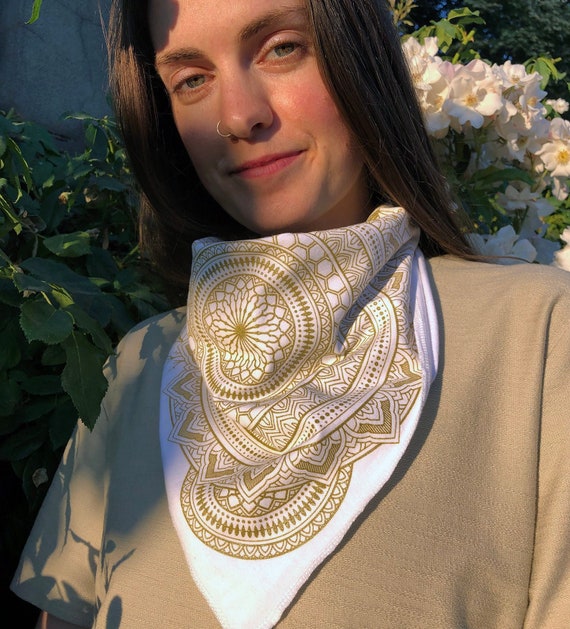 VENDITA Bandana in Cotone Organico Bianco / Abbigliamento | Etsy Italia