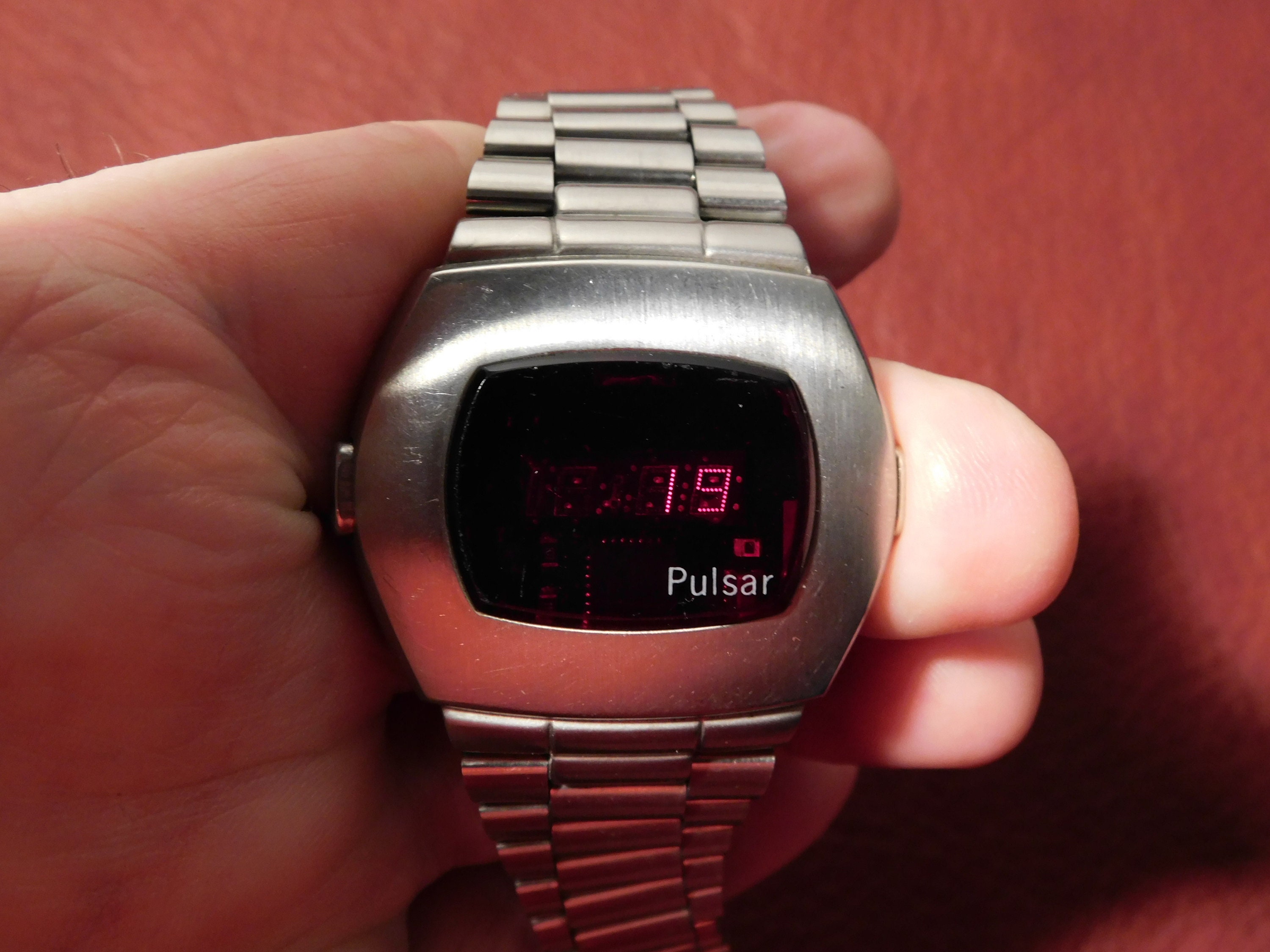 pulsar p2 watch