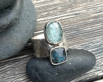 chunky ring with double kyanite, sterling silver ring, hammered wide band,rustic style,anniversary gift,gemstone ring, oxidized silver band
