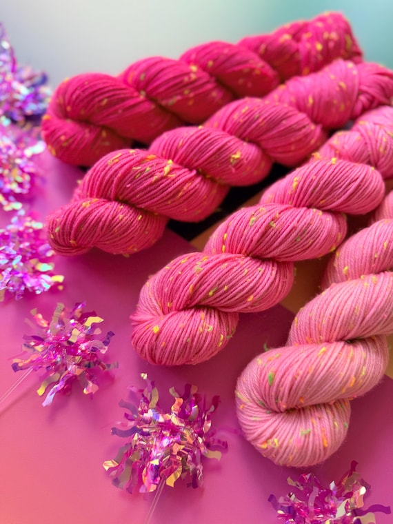 Bubblegum Fade set- Hand Dyed Yarn - blacklight reactive