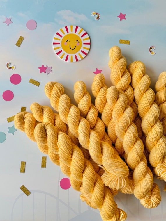 LIQUID SUNSHINE - Candy Kisses DK 50 Gram Skein