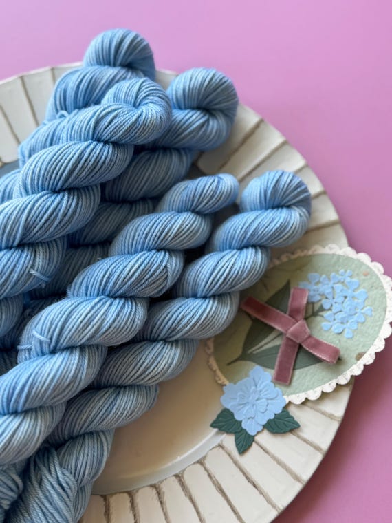 Forget-me-not - Candy Kisses DK 50 Gram Skein