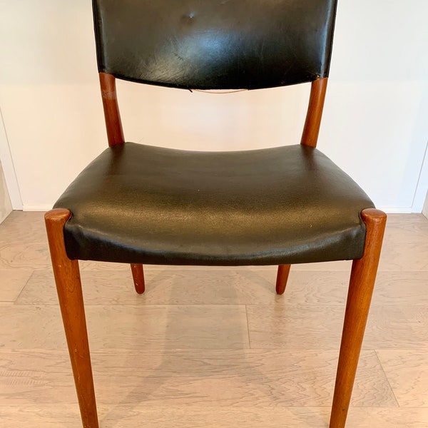 Aksel Bender Madsen & Ejner Larsen teak chair for Willy Beck