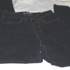 No boundaries khaki store skinny jeans