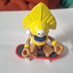 Tech Deck Dudes Aztec #041 Street Crew #2A X-Concepts