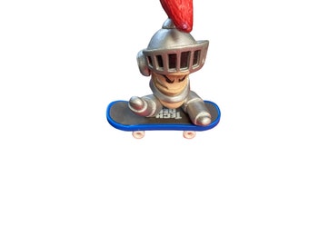 Tech Deck Dude Knight Henry 048 Crew 14 plus Fingerboard 2002 X-Concepts Red Feder