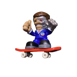 Tech Deck Dudes Dudes Arnie #054 With Red Skateboard Vote terminator #13AA