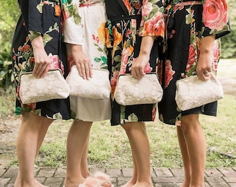 Vintage-Style Floral Lace Clutch Set of 4, Bridesmaid Clutch Set, Personalized Lace Clutch, Wedding Clutch Gift, 8 inch Clasp