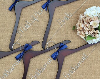 Set of 5 Personalized Bridal Hangers, Wedding Hanger, Bride Hanger, Mrs Hanger, Bridal Hanger