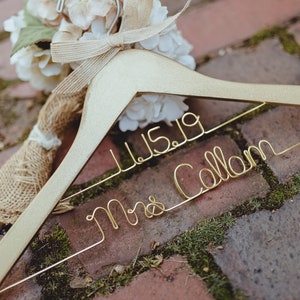 Wedding Hanger, Bride Hanger, Personalized Gold Hanger, Bridal Hanger, Dress Hanger, Glitter Gold Silver Pink, Mrs Hanger, Name Hanger