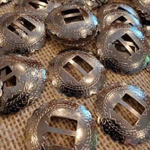 Small Silver Tone Round Concho (100 pieces)